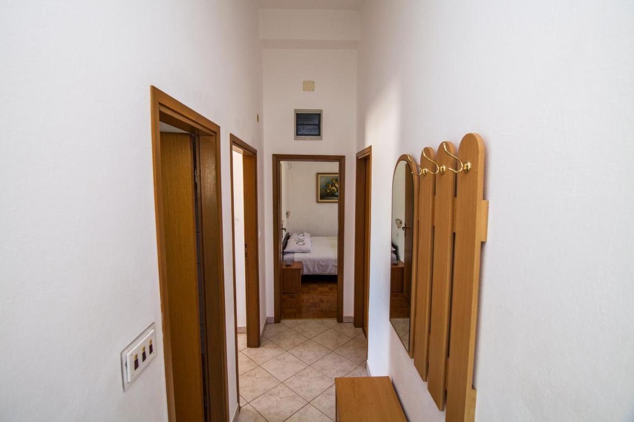 Apartman Kristina Appartement Banjole Buitenkant foto