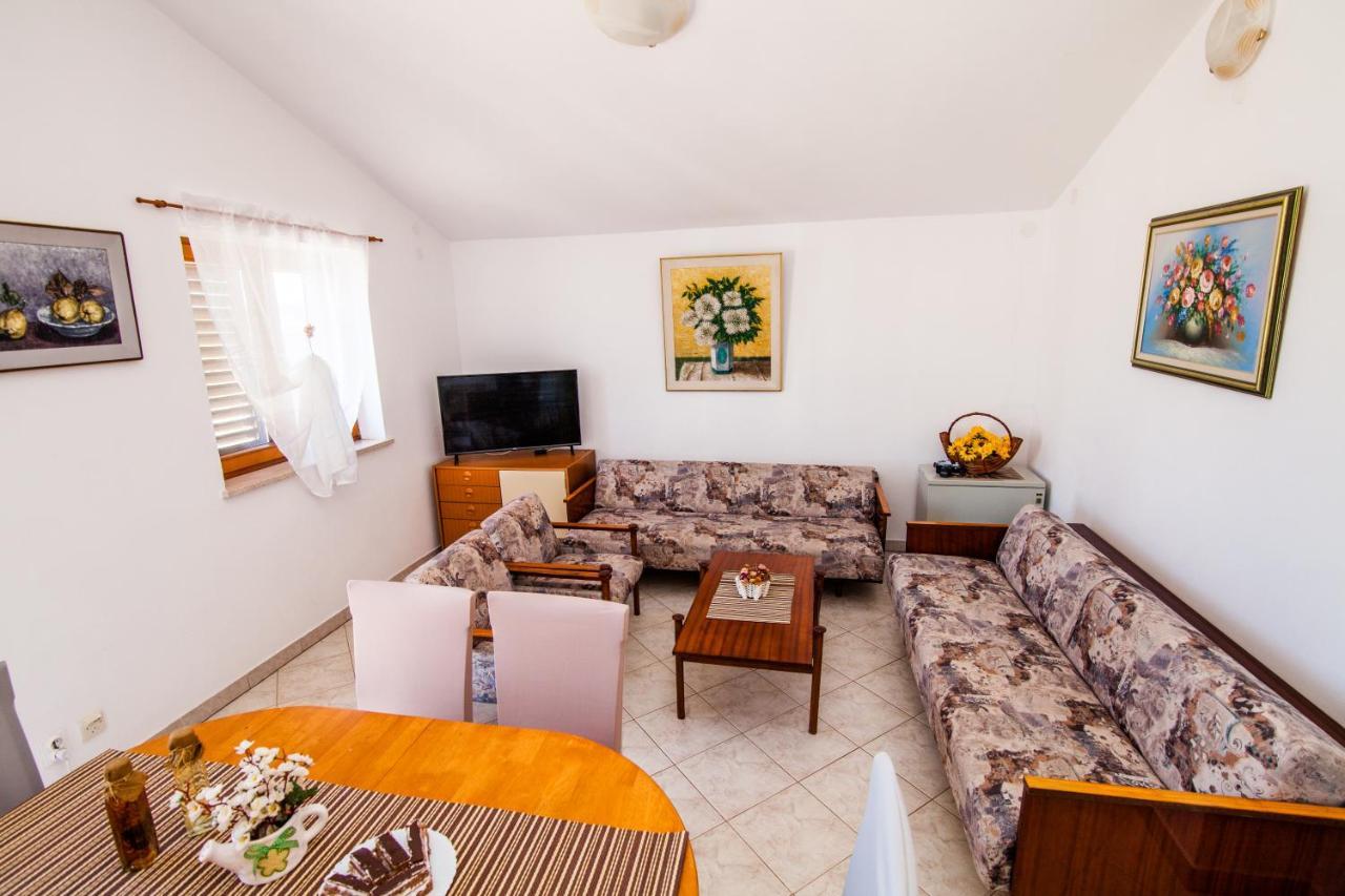 Apartman Kristina Appartement Banjole Buitenkant foto