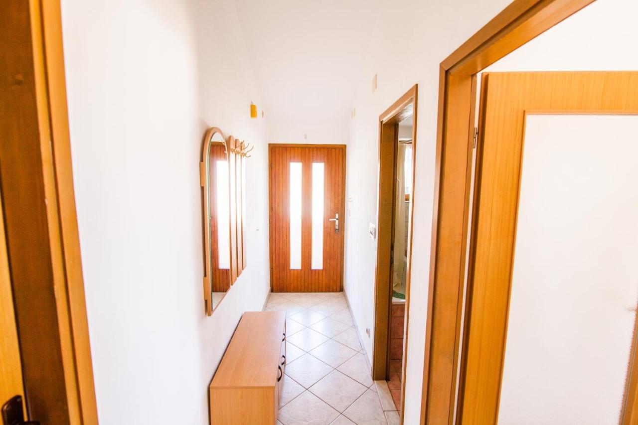 Apartman Kristina Appartement Banjole Buitenkant foto